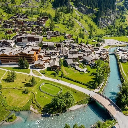 Casa-chalet Brizolee Avec Vue Sur Le A * Tignes