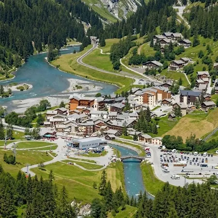 Casa-chalet Brizolee Avec Vue Sur Le A * Tignes