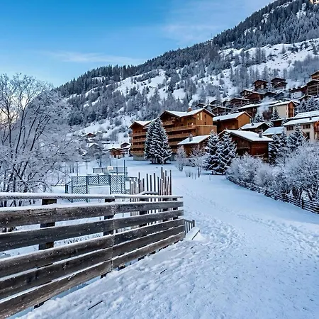 Casa-chalet Brizolee Avec Vue Sur Le A * Tignes